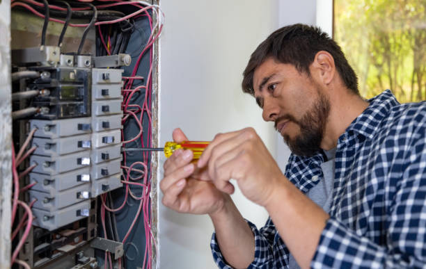 Best Affordable Emergency Electrician  in Discovery Harbour, HI